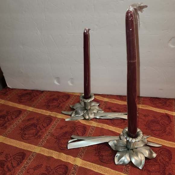 Bruce Fox Daffodil Taper Candlesticks Pair Pewter - Picture 3 of 10
